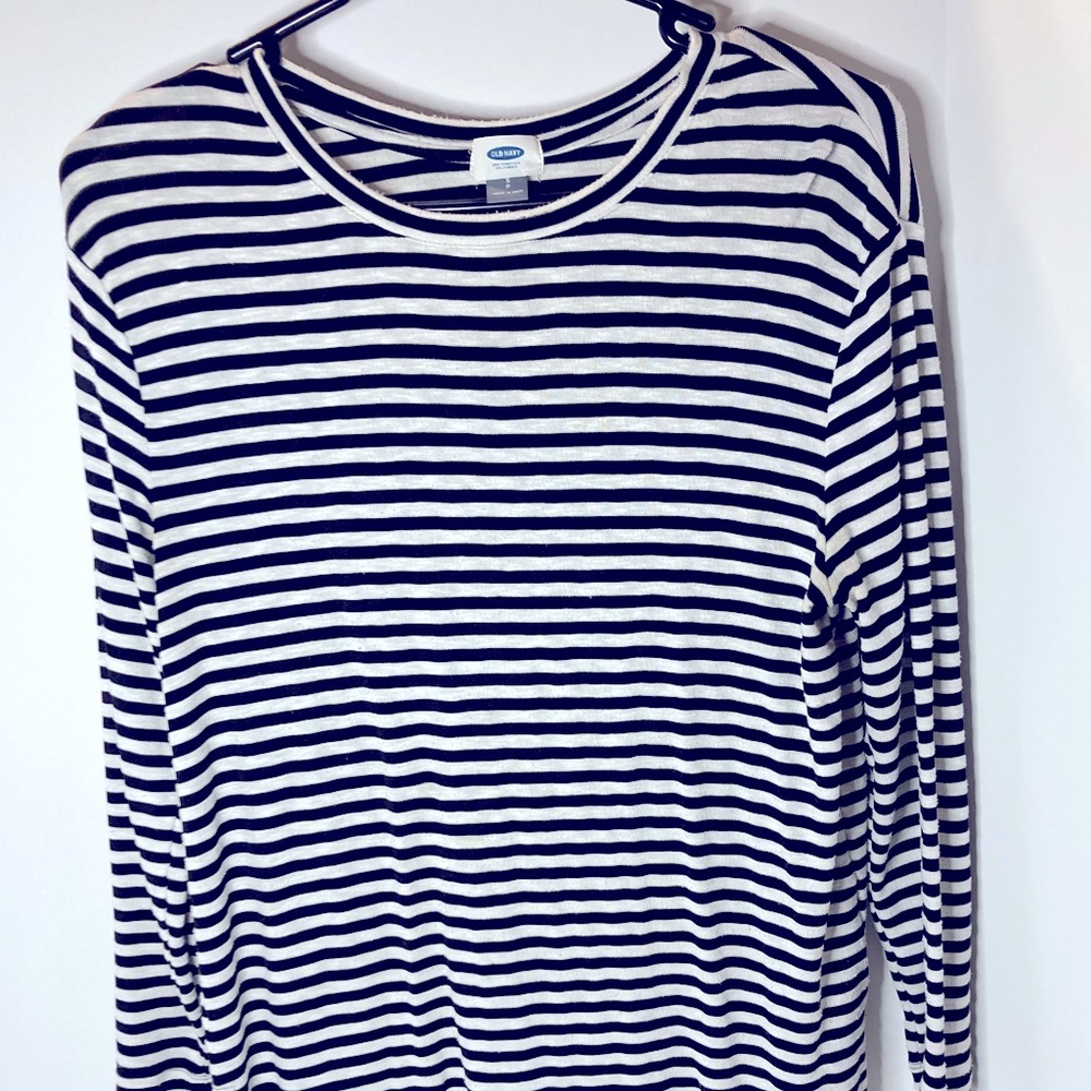Old Navy Black and White Stripe 3/4 Sleeve Tunic